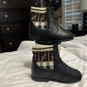 Authentic Fendi Kids Sock Boots Size 20 (US 1)